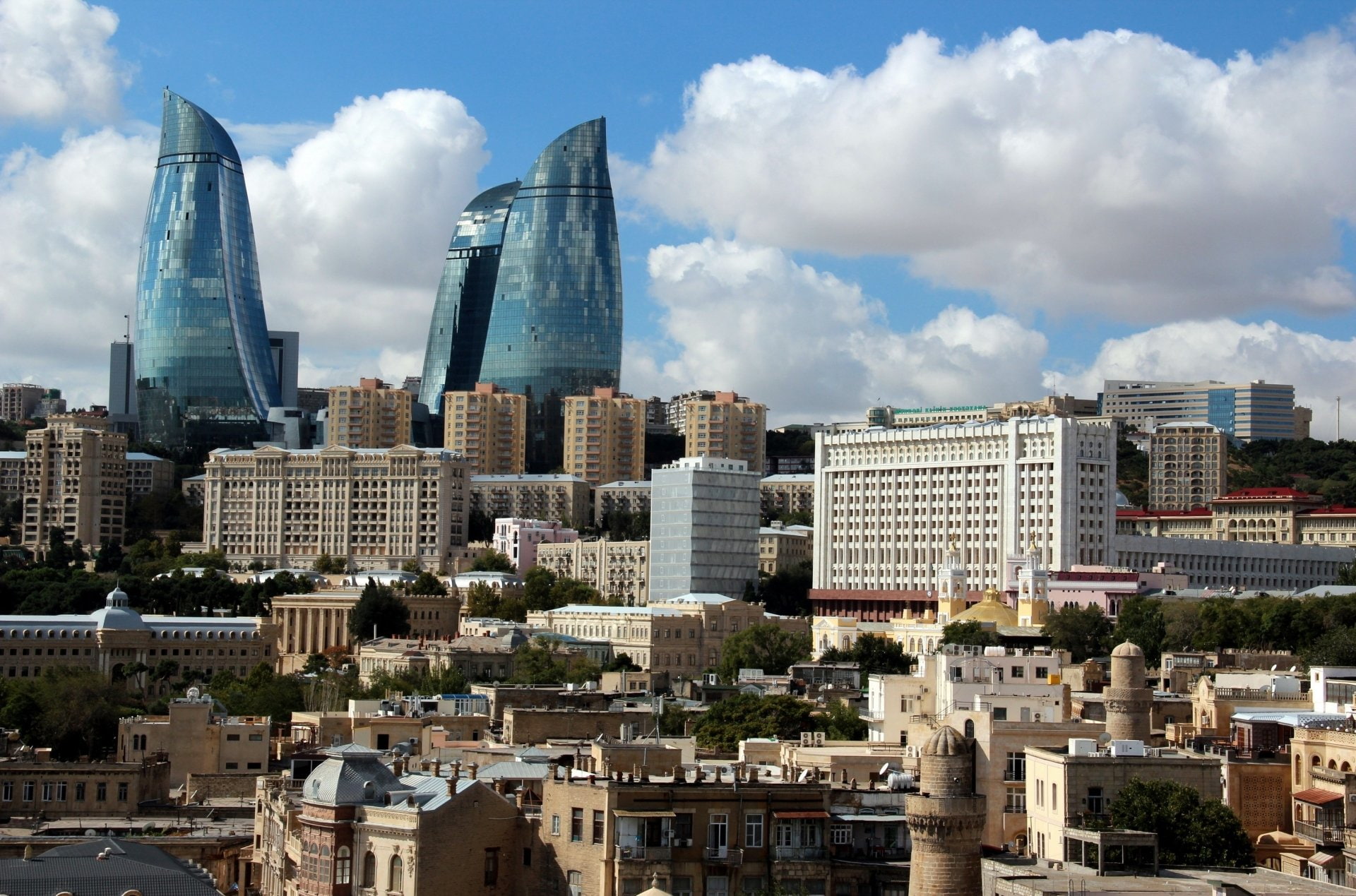 أذربيجان
